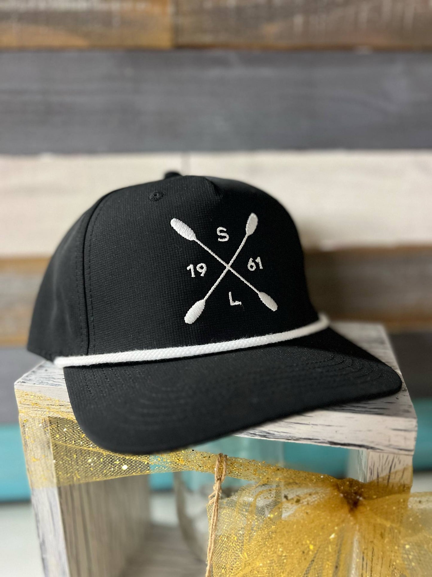 Smith Lake 1961 Oars Patch Hat – Black & White Rope Edition