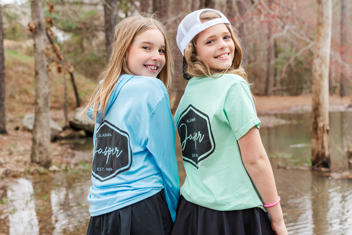 Hoodies & Sweatshirts
